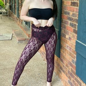 American Eagle High Waisted Lace Leggings NWOT